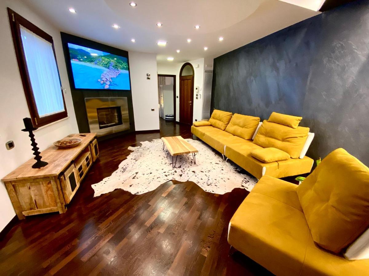 Wood Luxury House Pescara Exterior foto